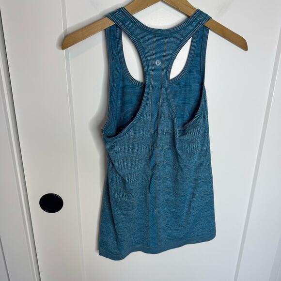 Lululemon Swiftly Tech Racerback Tank Top Seamless Knit Indian Ocean Blue Size 8 - Picture 5 of 5